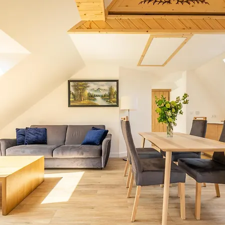 Skibowki View * 자코파네